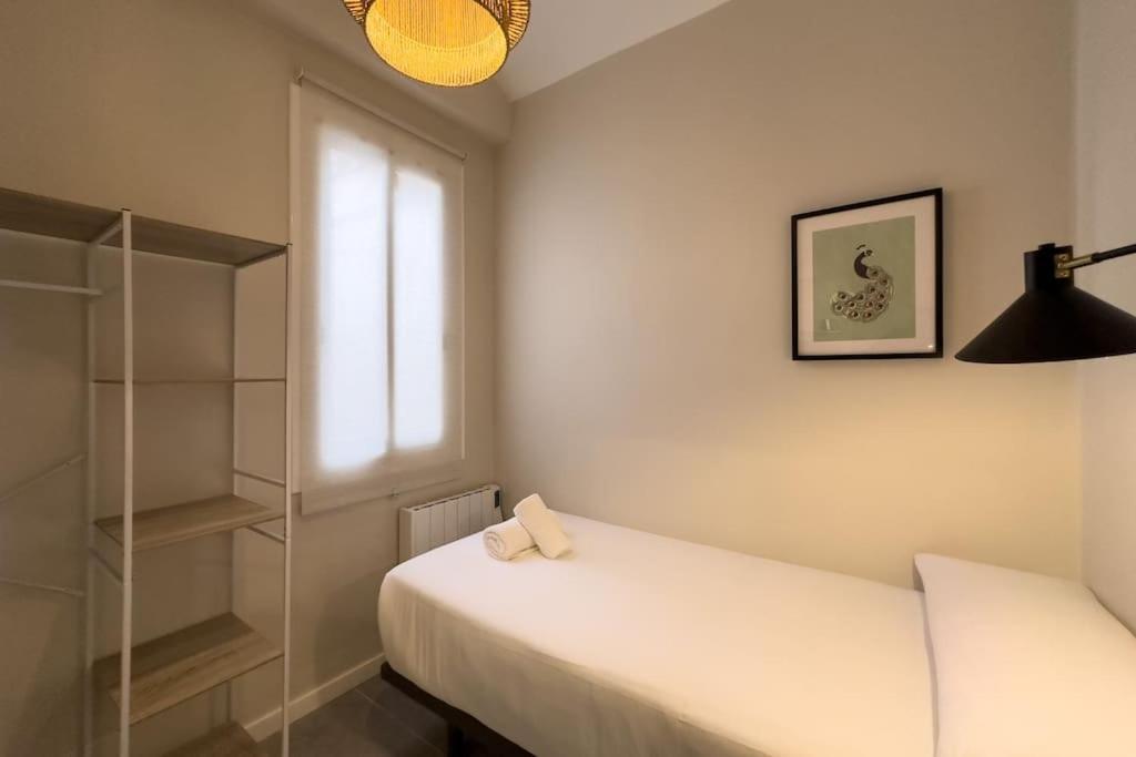 Bebarceloner Sants Apartments - 2 Bedrooms Barcelona Exterior foto