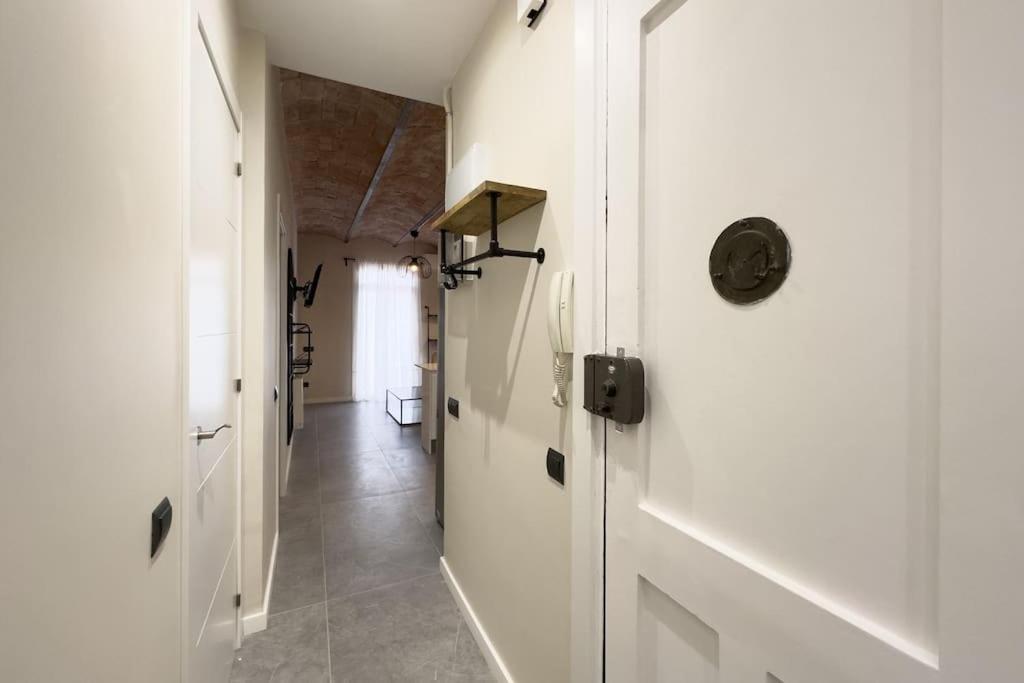 Bebarceloner Sants Apartments - 2 Bedrooms Barcelona Exterior foto