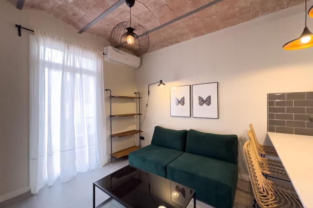 Bebarceloner Sants Apartments - 2 Bedrooms Barcelona Exterior foto